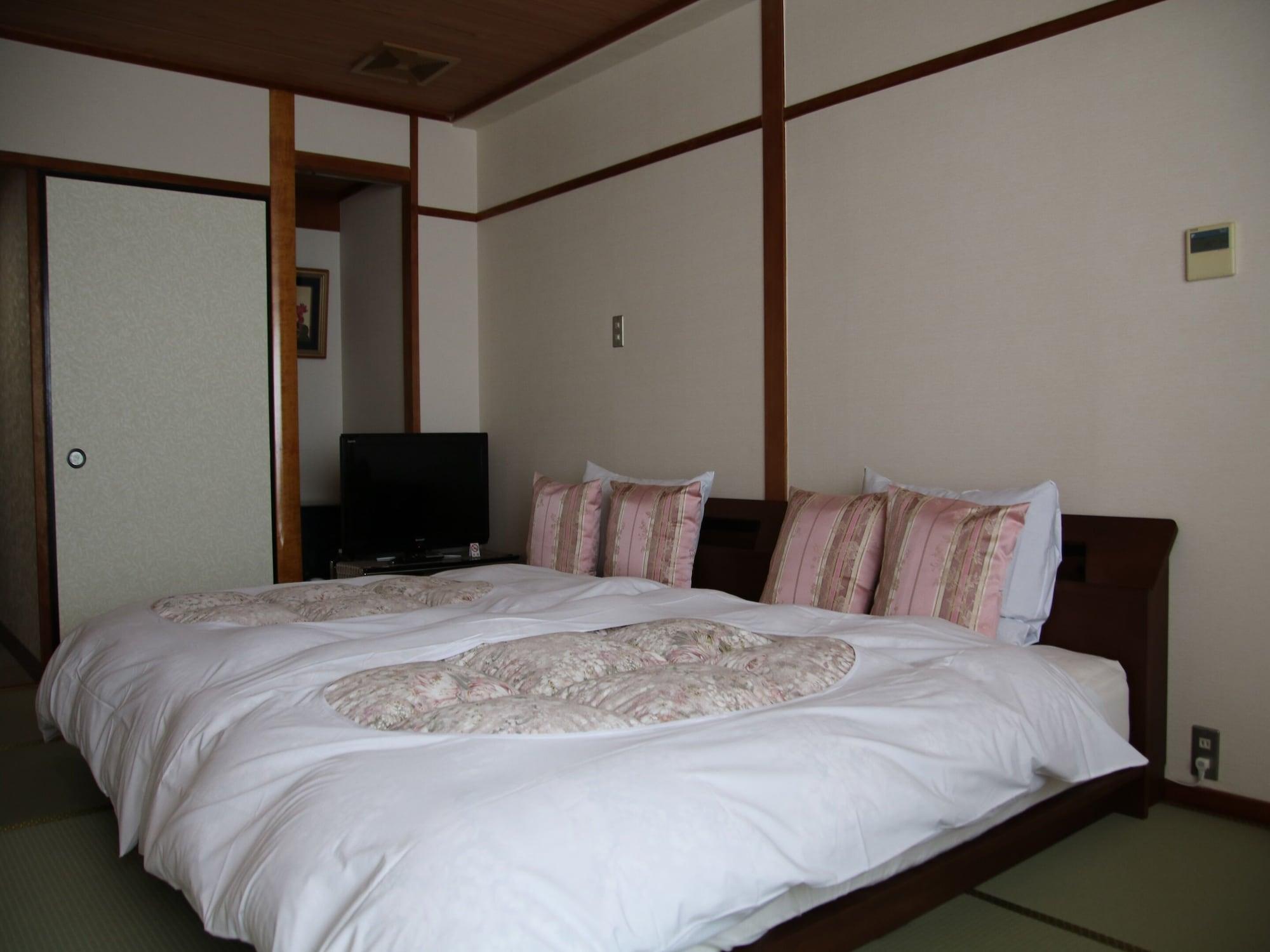 Miyajima Hotel New Kotobuki Hatsukaichi Esterno foto