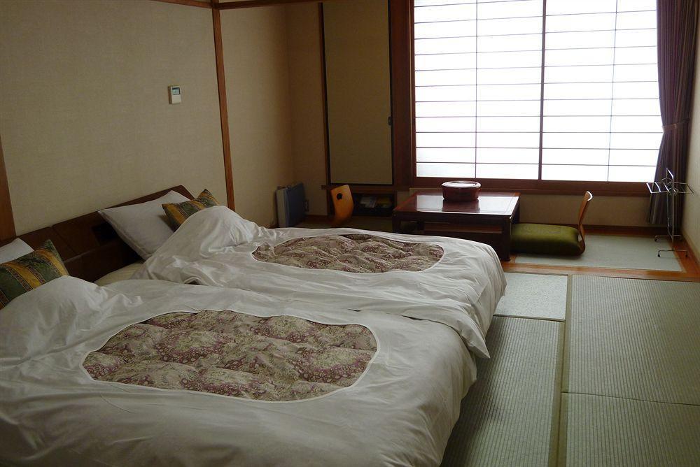 Miyajima Hotel New Kotobuki Hatsukaichi Esterno foto